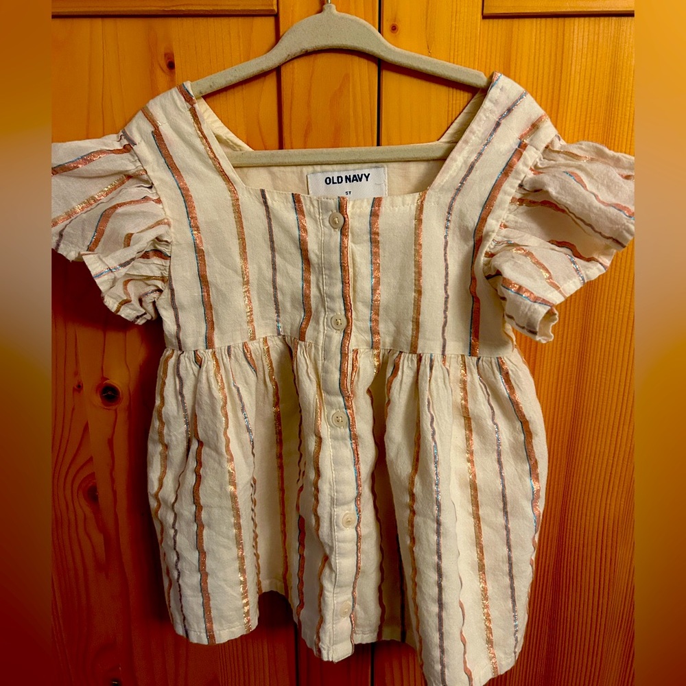 Old Navy baby doll blouse size 5T.